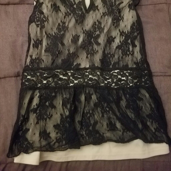 💟 Blouse - Picture 2 of 5